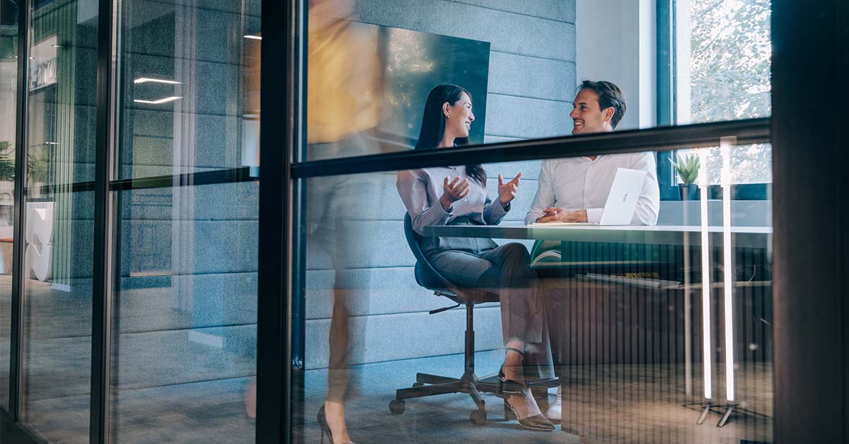 外資系企業で新たに管理職として活躍する40代女性