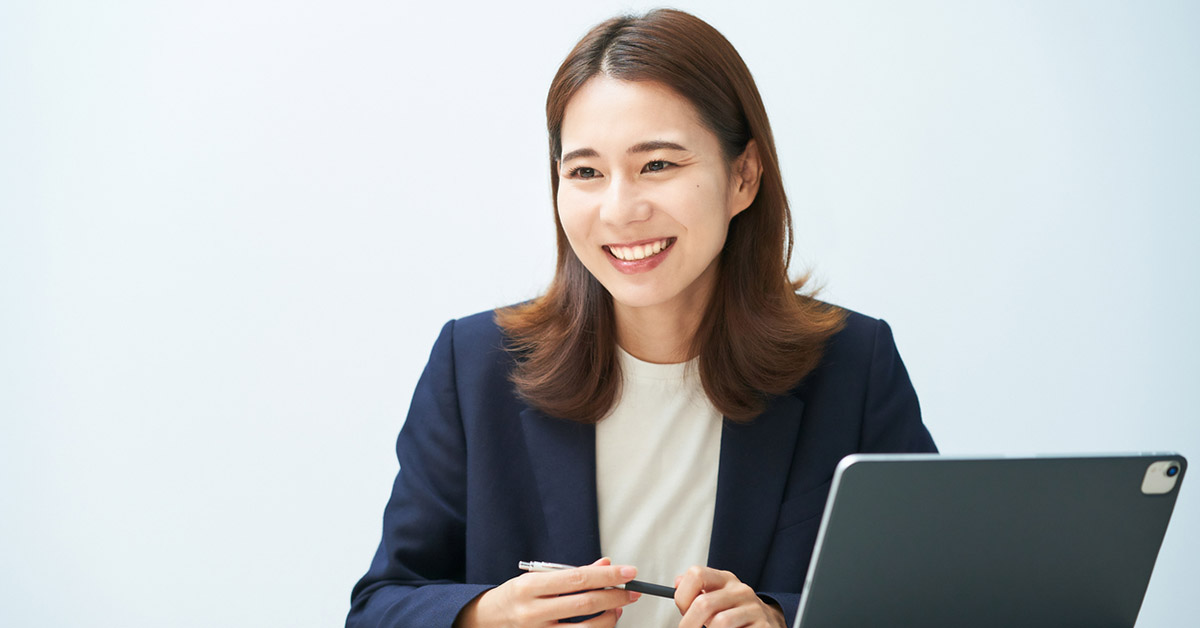 製薬会社のマーケティング職で活躍する日本人女性
