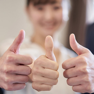 Thumbs Up Image Of People Who Have Successfully Changed Jobs